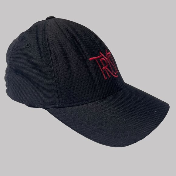 Tryst Wynn Las Vegas Adult Hat Baseball Cap Black Red Flexfit Embroidered Mens - Picture 2 of 7
